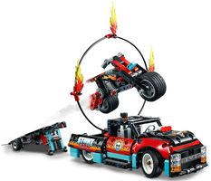 Набор LEGO Stunt Show Truck & Bike
