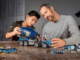 Набор LEGO Cement Mixer