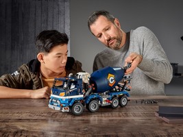 Набор LEGO Cement Mixer