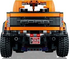 Набор LEGO Ford F-150 Raptor