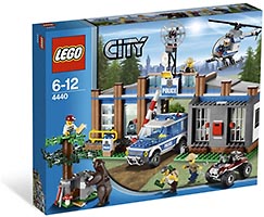 Набор LEGO Пост лесной полиции