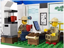 Набор LEGO Пост лесной полиции