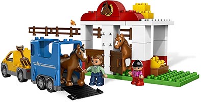 Набор LEGO 5648 Конюшня