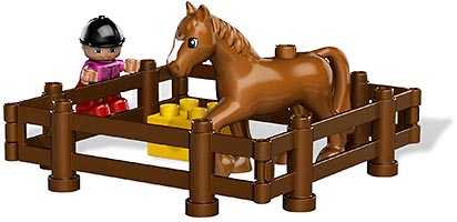 Набор LEGO Конюшня