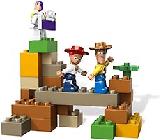 Набор LEGO История Игрушек 3 - Преследование поезда