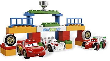 Набор LEGO Тачки 2 - Мировой Гран-При