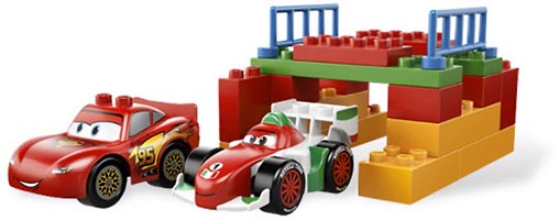 Набор LEGO Тачки 2 - Мировой Гран-При
