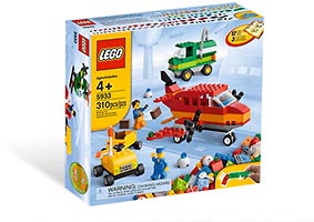 Набор LEGO Строим аэропорт
