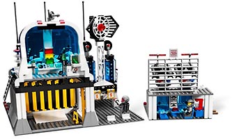 Набор LEGO Штаб Космической Полиции