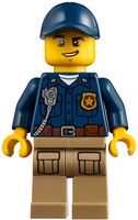 Набор LEGO Погоня по грунтовой дороге