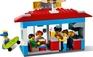 Набор LEGO Main Square