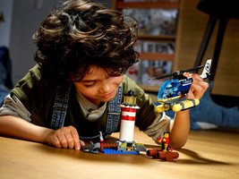 Набор LEGO Elite Police Lighthouse Arrest