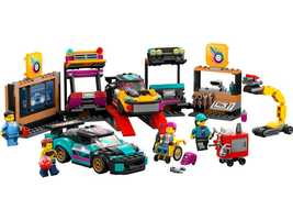 Набор LEGO 60389 Custom Car Garage