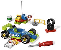 Набор LEGO Быстрый пит-стоп