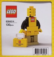 Набор LEGO 6384214 New York 5th Avenue Brand Store Opening Associate Figure