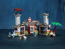 Набор LEGO Newbury Abandoned Prison