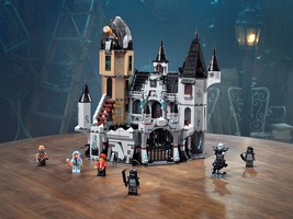 Набор LEGO Mystery Castle