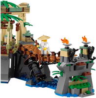 Набор LEGO Сражение в джунглях