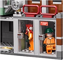 Набор LEGO Лечебница Аркхэм