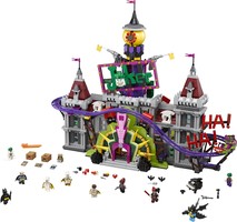 Набор LEGO 70922 Усадьба Джокера