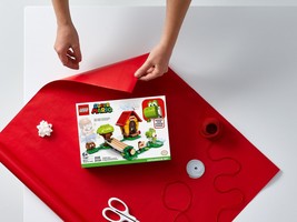 Набор LEGO Mario's House & Yoshi Expansion Set