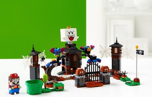 Набор LEGO King Boo and the Haunted Yard Expansion Set