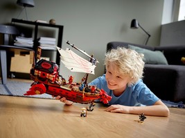 Набор LEGO Destiny's Bounty