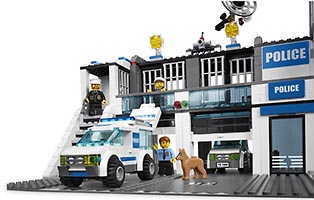 Набор LEGO Полицейский участок