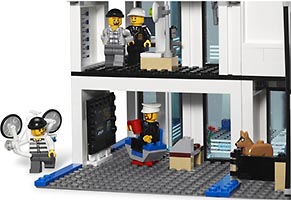 Набор LEGO Полицейский участок