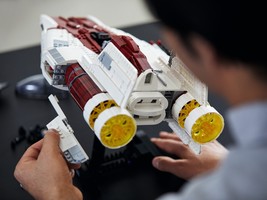 Набор LEGO A-Wing Starfighter