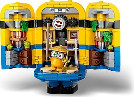 Набор LEGO Brick-Built Minions and Their Lair