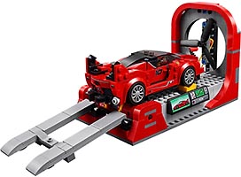 Набор LEGO Феррари FXX K и Центр разработки и проектирования