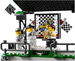 Набор LEGO Формула-1 Mercedes AMG Petronas