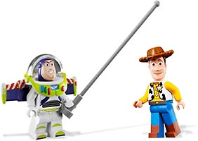 Набор LEGO Вуди и Баз Спешат на Помощь