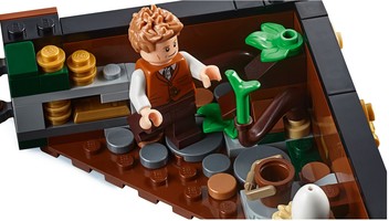 Набор LEGO Harry Potter Чемодан Ньюта Саламандера
