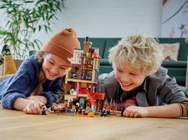 Набор LEGO Attack on The Burrow