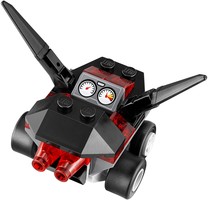 Набор LEGO Звездный Лорд против Небулы
