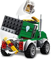 Набор LEGO Vulture's Trucker Robbery