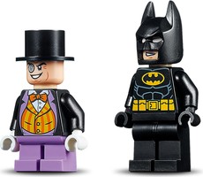 Набор LEGO Batboat The Penguin Pursuit!
