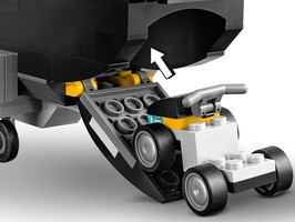 Набор LEGO Black Widow's Helicopter Chase