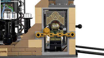 Набор LEGO Batcave: The Riddler Face-off