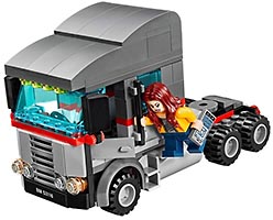 Набор LEGO Побег на Автофургоне