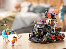 Набор LEGO Iron Bull Tank