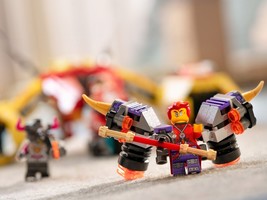 Набор LEGO Monkie Kid's Cloud Jet