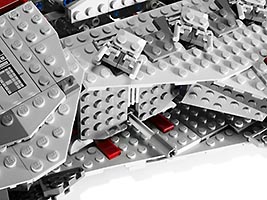 Набор LEGO Атакующий крейсер республиканцев класса Венатор