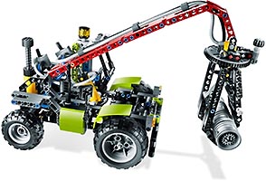 Набор LEGO Трактор с лесопогрузчиком