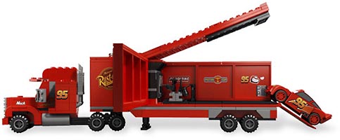 Набор LEGO Трейлер Мака