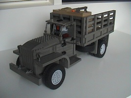 Набор LEGO 'Шевроле G-7107' - американский армейский грузовик времен Второй Мировой войны