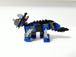 Набор LEGO Трицератопс