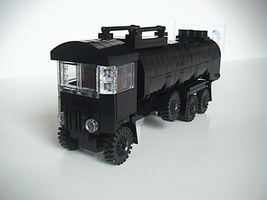 Набор LEGO AEC Matador RAF Refueling Truck